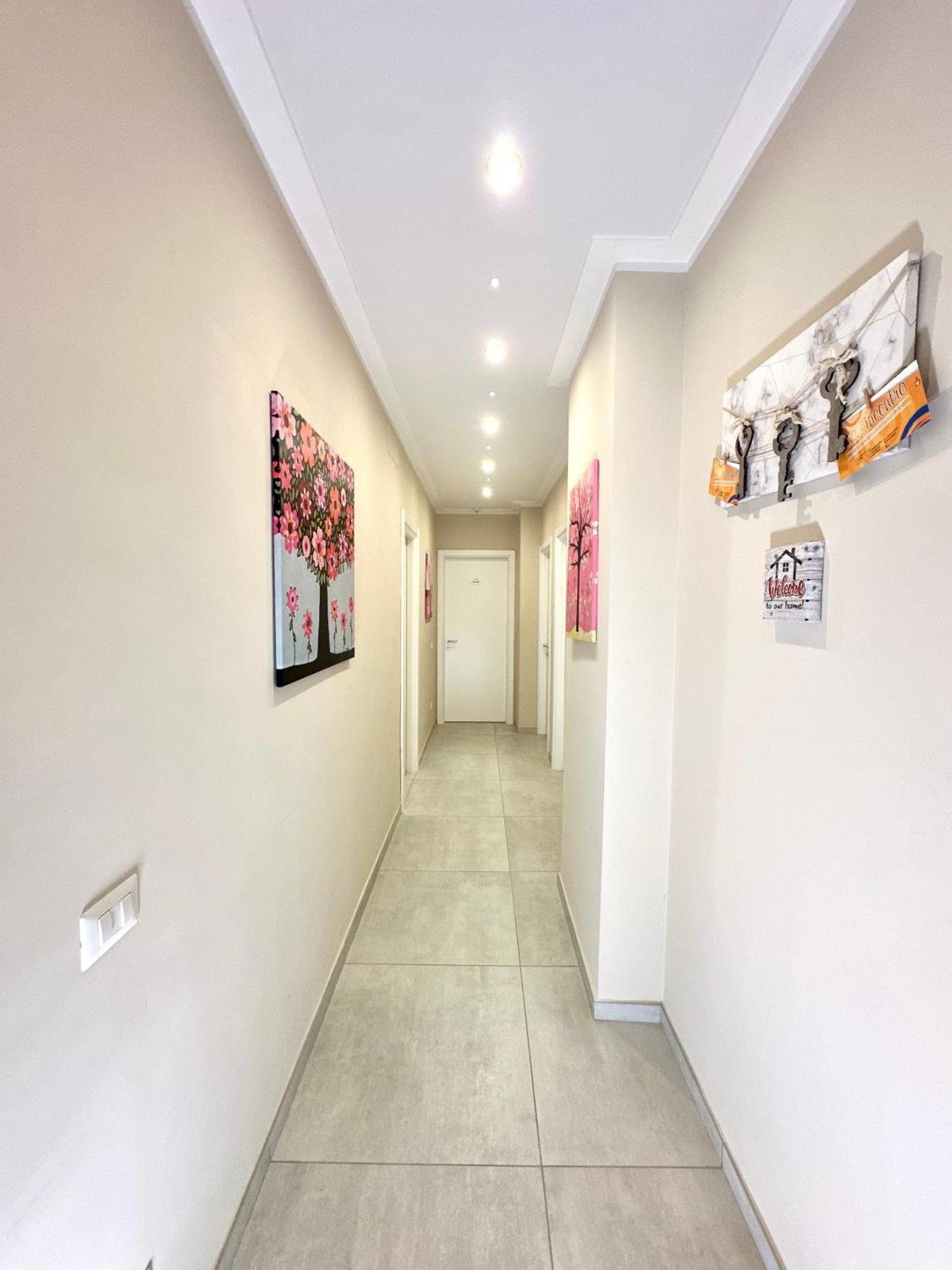 살레르노 Tuttoincentro B&B 외부 사진
