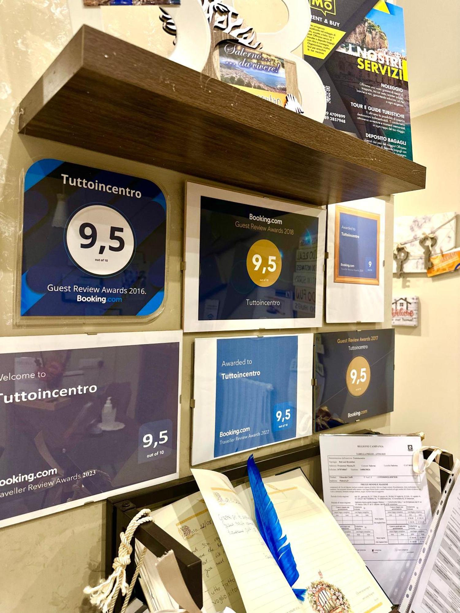 살레르노 Tuttoincentro B&B 외부 사진